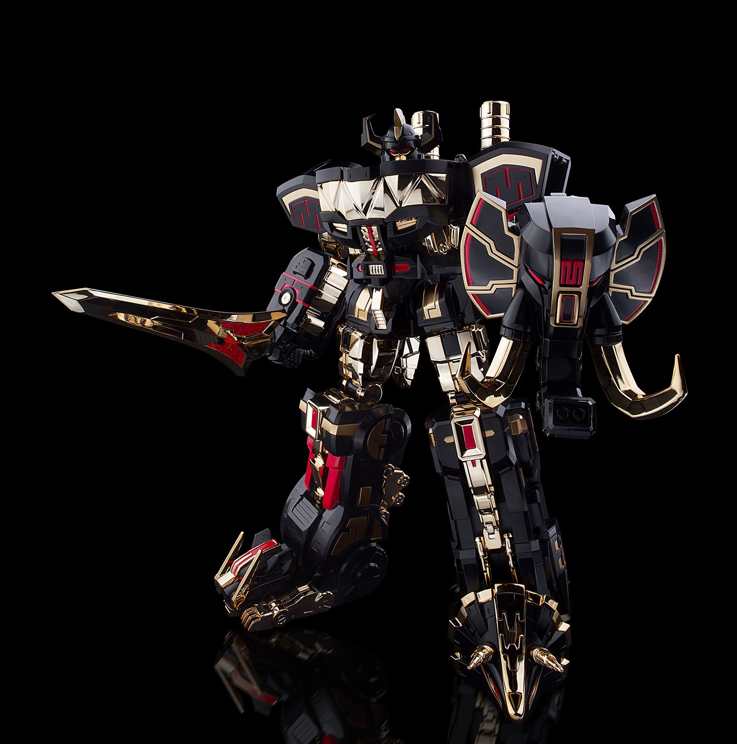 Mighty Morphin Power Rangers Megazord (Black Limited Ver.) Model Kit  (Prototype Shown) View 9