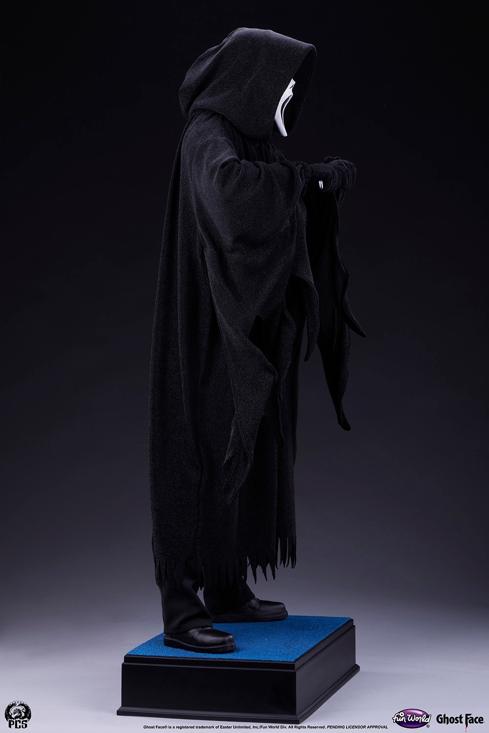 Ghost Face® Ghost Face 1:2 Scale Statue  (Prototype Shown) View 12
