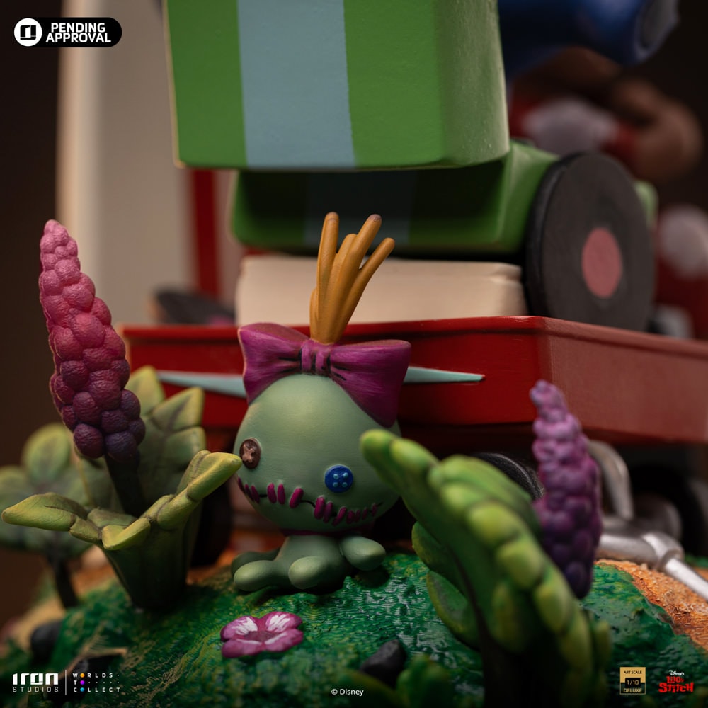 Disney Lilo & Stitch Deluxe 1:10 Scale Statue  (Prototype Shown) View 18