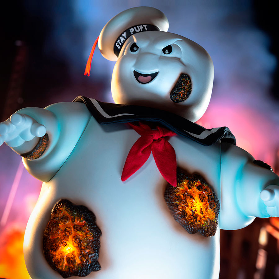 Ghostbusters Stay Puft Marshmallow Man (Burning Edition) Deluxe Statues  (Prototype Shown) View 1