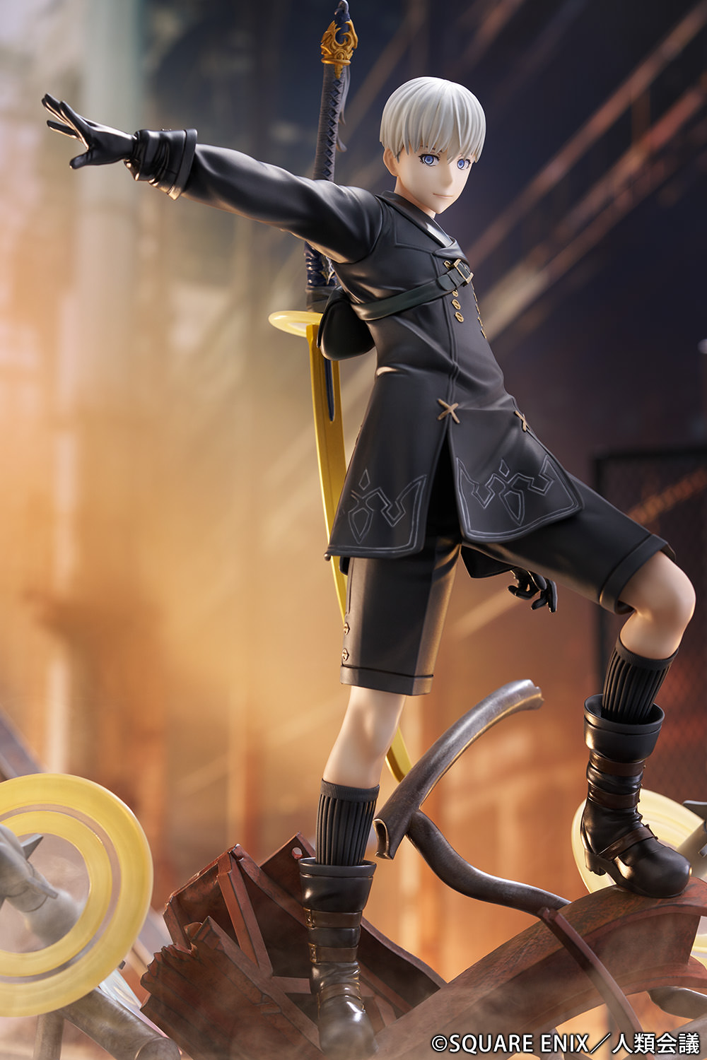 YoRHa No. 9 Type S (Covering Fire) Collectible Figure by YoRHa No. 9 Type S (Covering Fire) Collectible Figure by