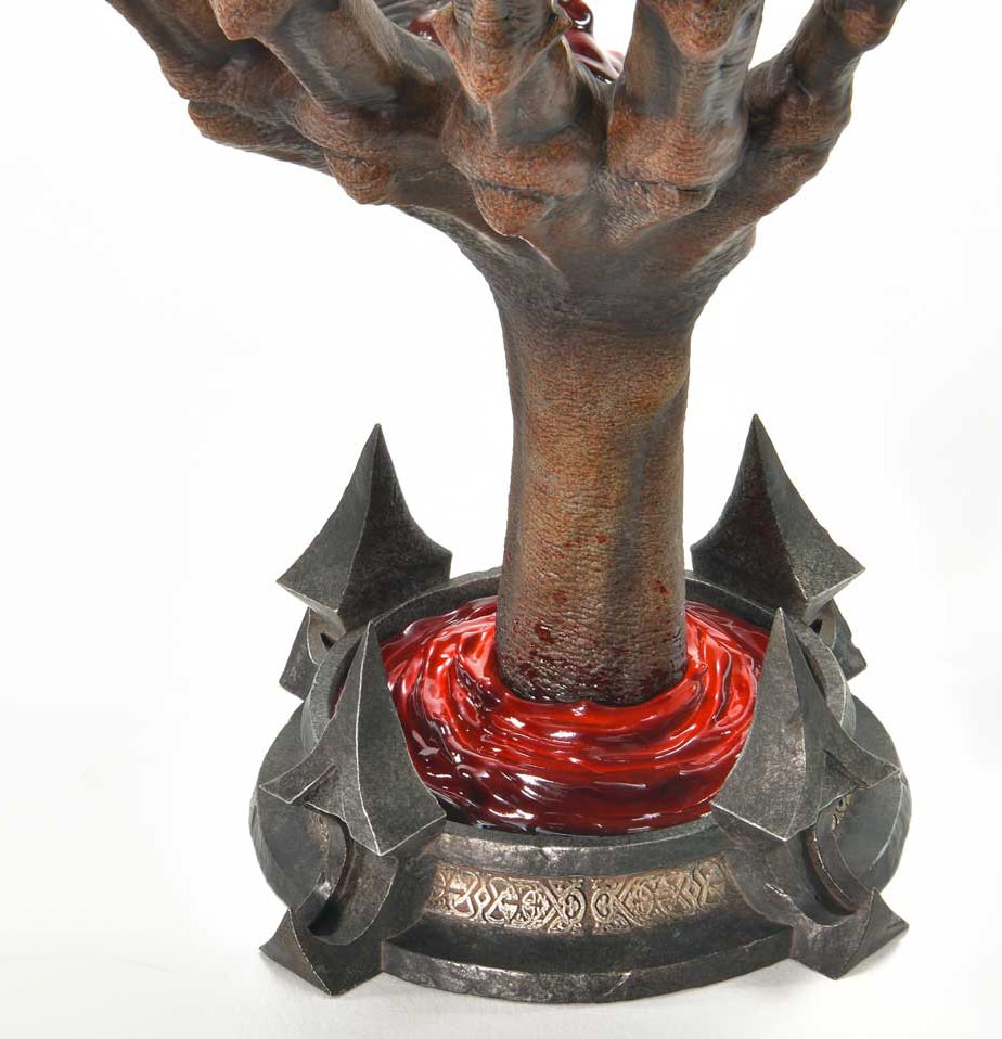 Berserk Guts & Casca (Bonus Version) Quarter Scale Statue  (Prototype Shown) View 5