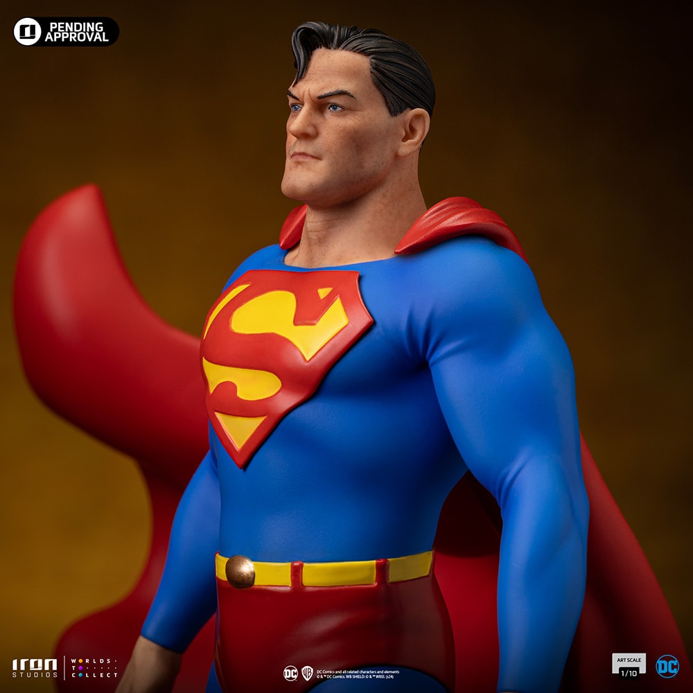 DC Comics Superman 1:10 Scale Statue  Exclusive Edition (Prototype Shown) View 3