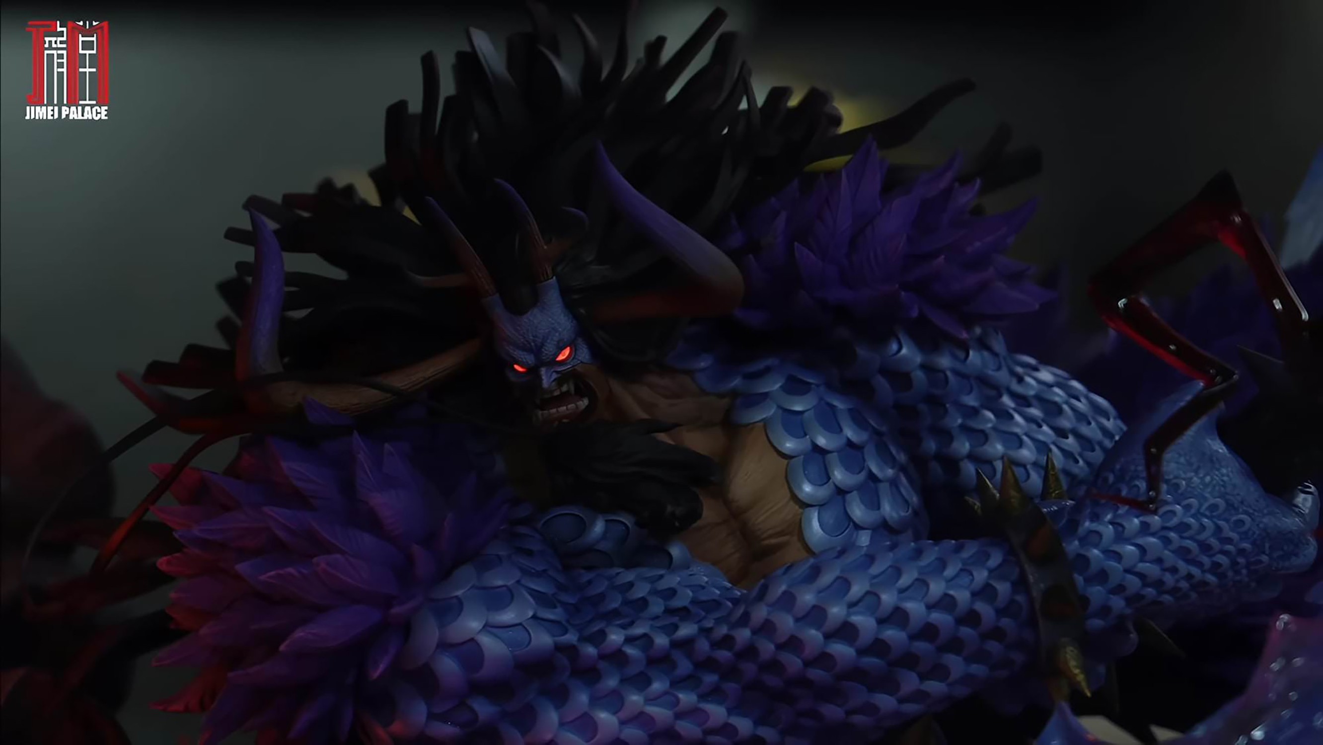 One Piece Big Mom & Kaido with Hakai Statues  Collector Edition (Prototype Shown) View 9