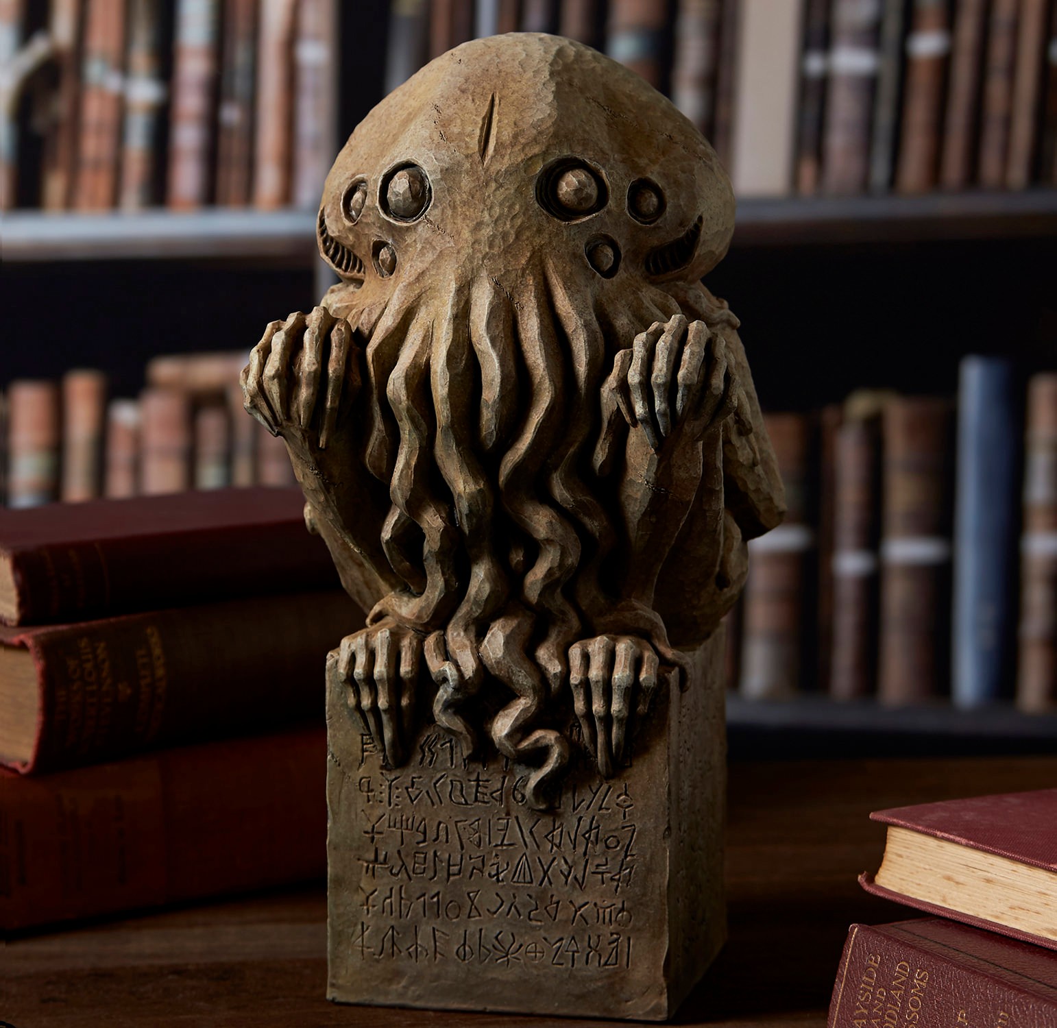 H.P. Lovecraft Cthulhu Coin Bank (Stone Color) Statues  (Prototype Shown) View 1