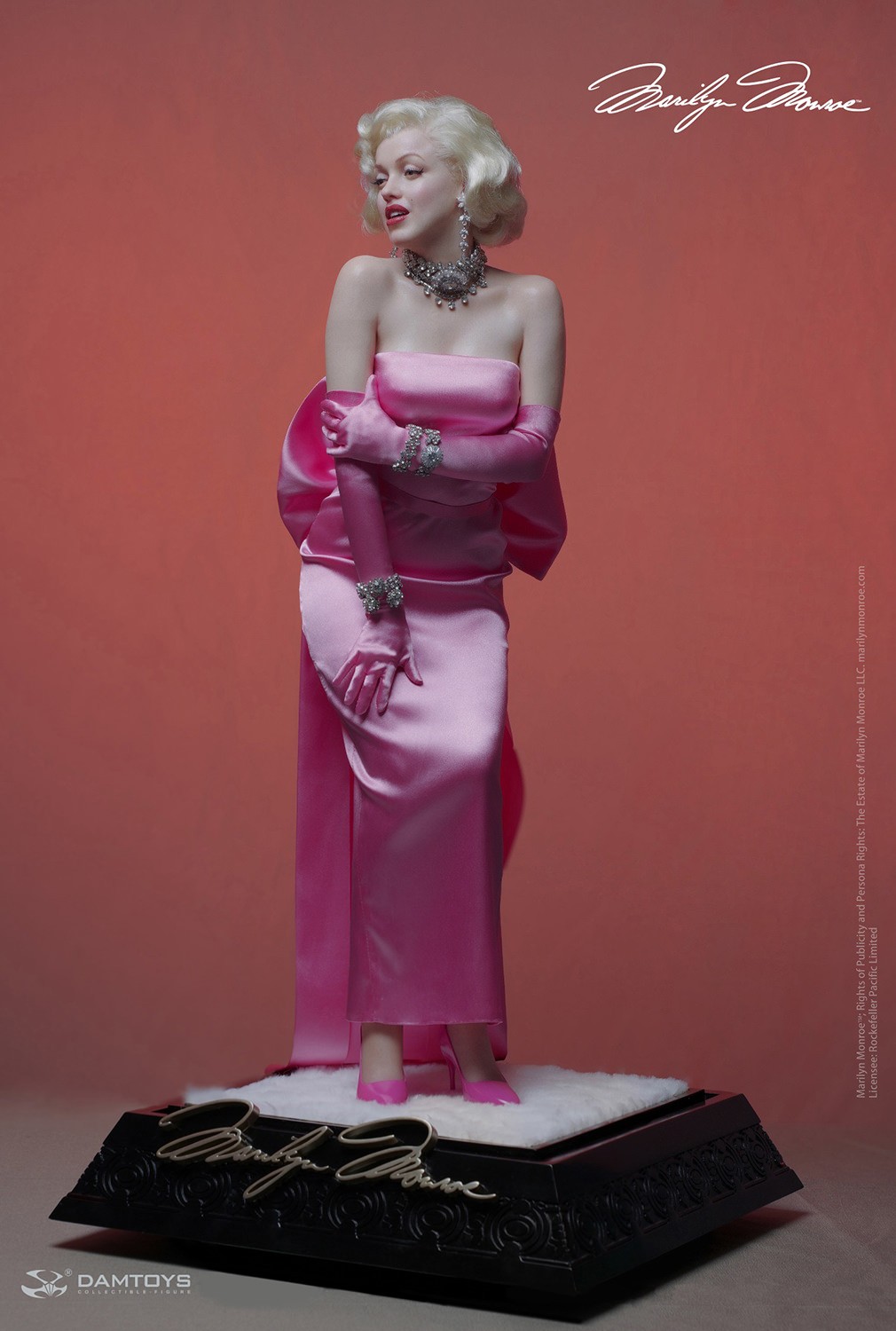 Marilyn Monroe Action Figure New 1/4 One Of The Greatest