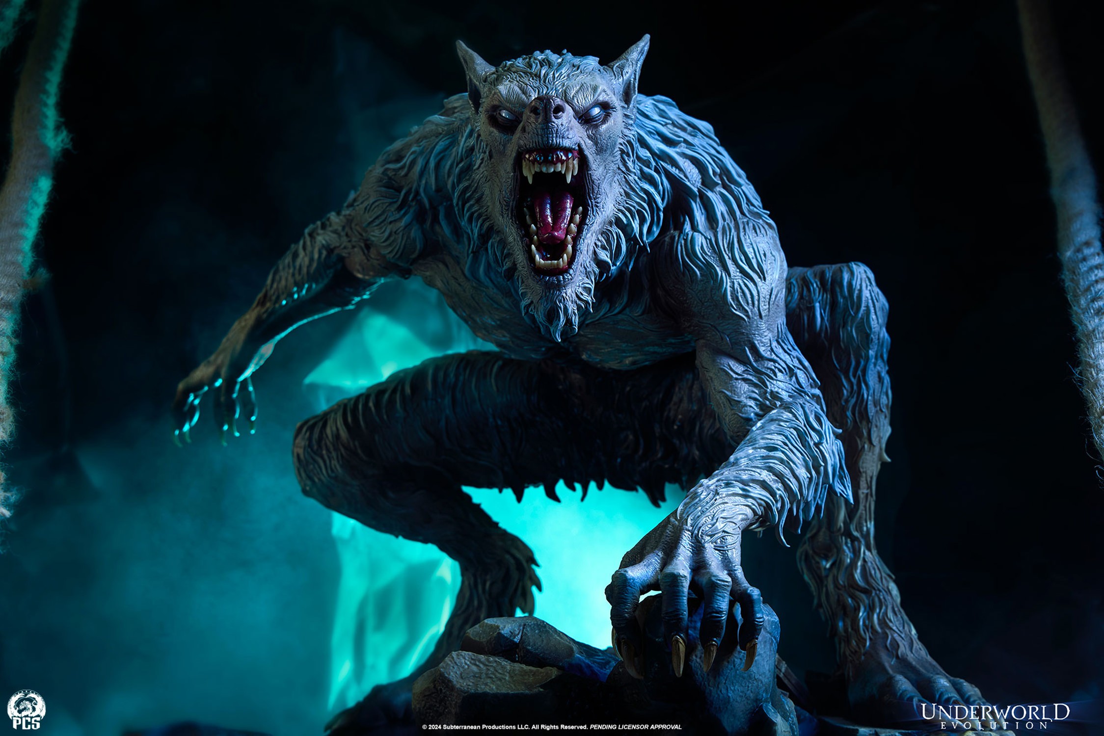 Underworld 2: Evolution William 1:3 Scale Statue  (Prototype Shown) View 3