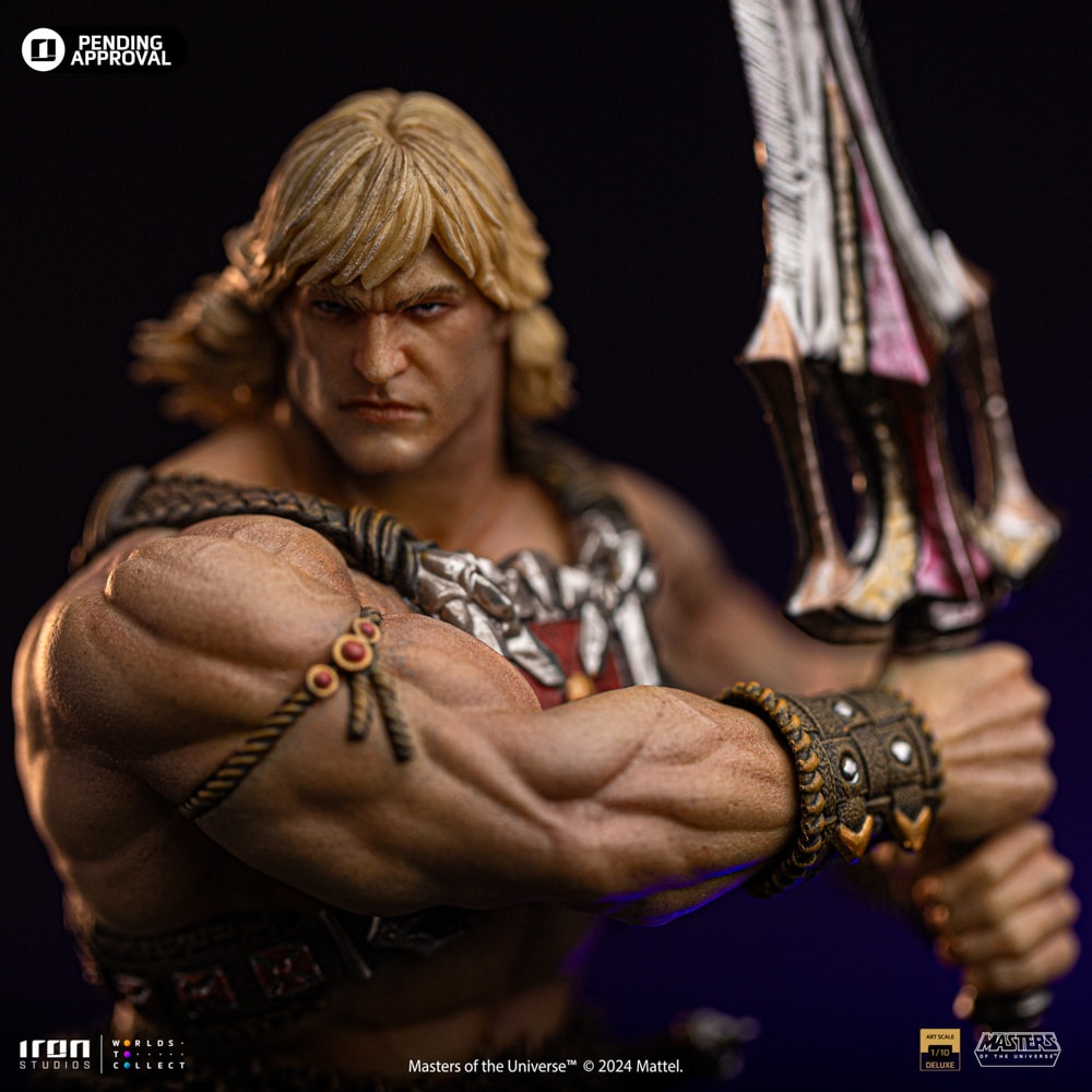 Masters of the Universe He-Man Unleashed Deluxe 1:10 Scale Statue  (Prototype Shown) View 8