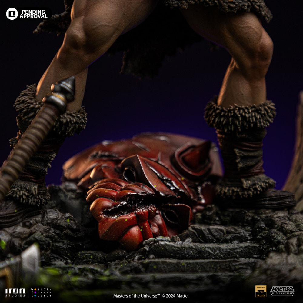 Masters of the Universe He-Man Unleashed Deluxe 1:10 Scale Statue  (Prototype Shown) View 10