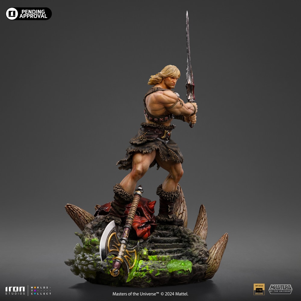 Masters of the Universe He-Man Unleashed Deluxe 1:10 Scale Statue  (Prototype Shown) View 13