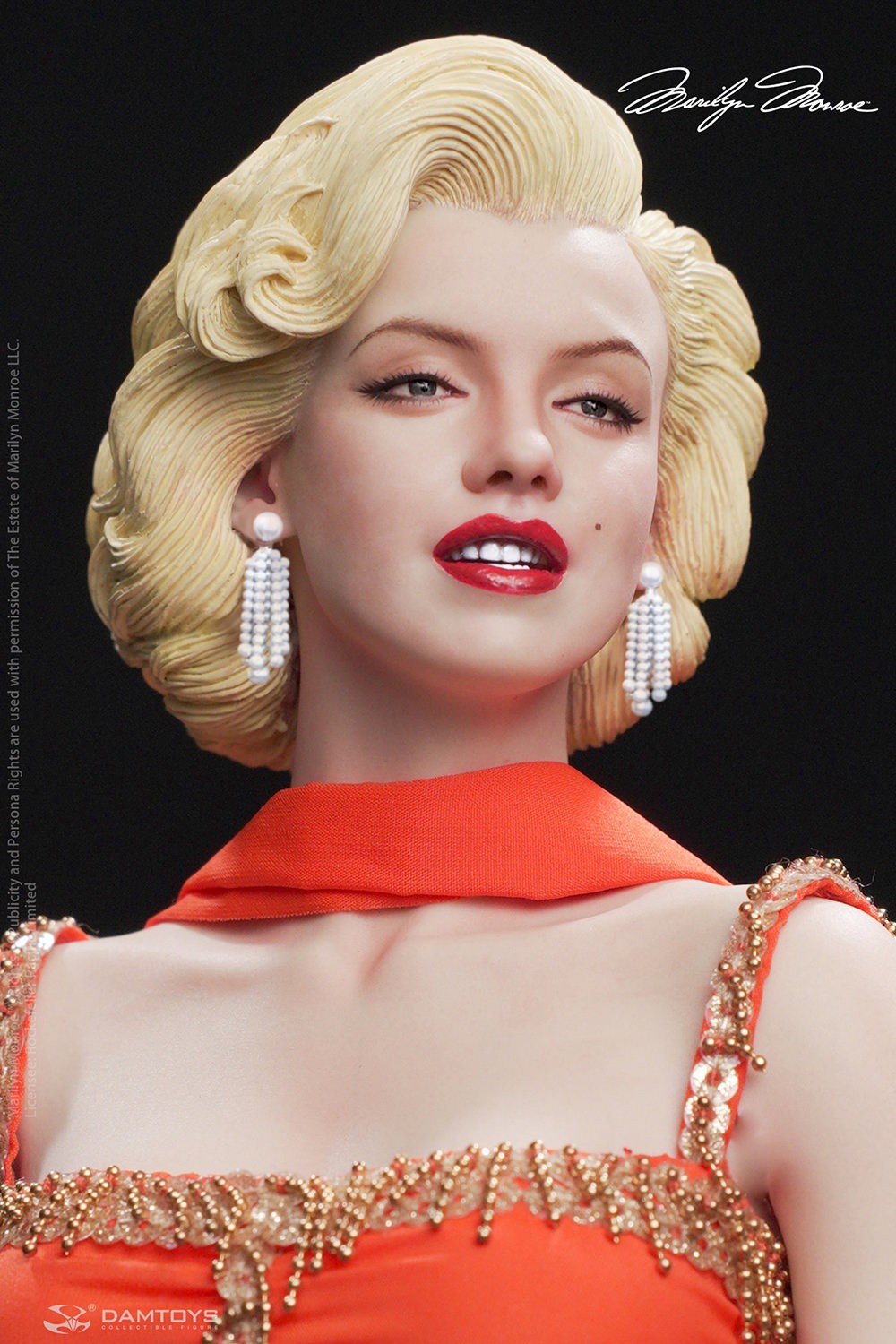Marilyn Monroe Marilyn Monroe (Gentlemen Prefer Blondes) Statues  (Prototype Shown) View 5