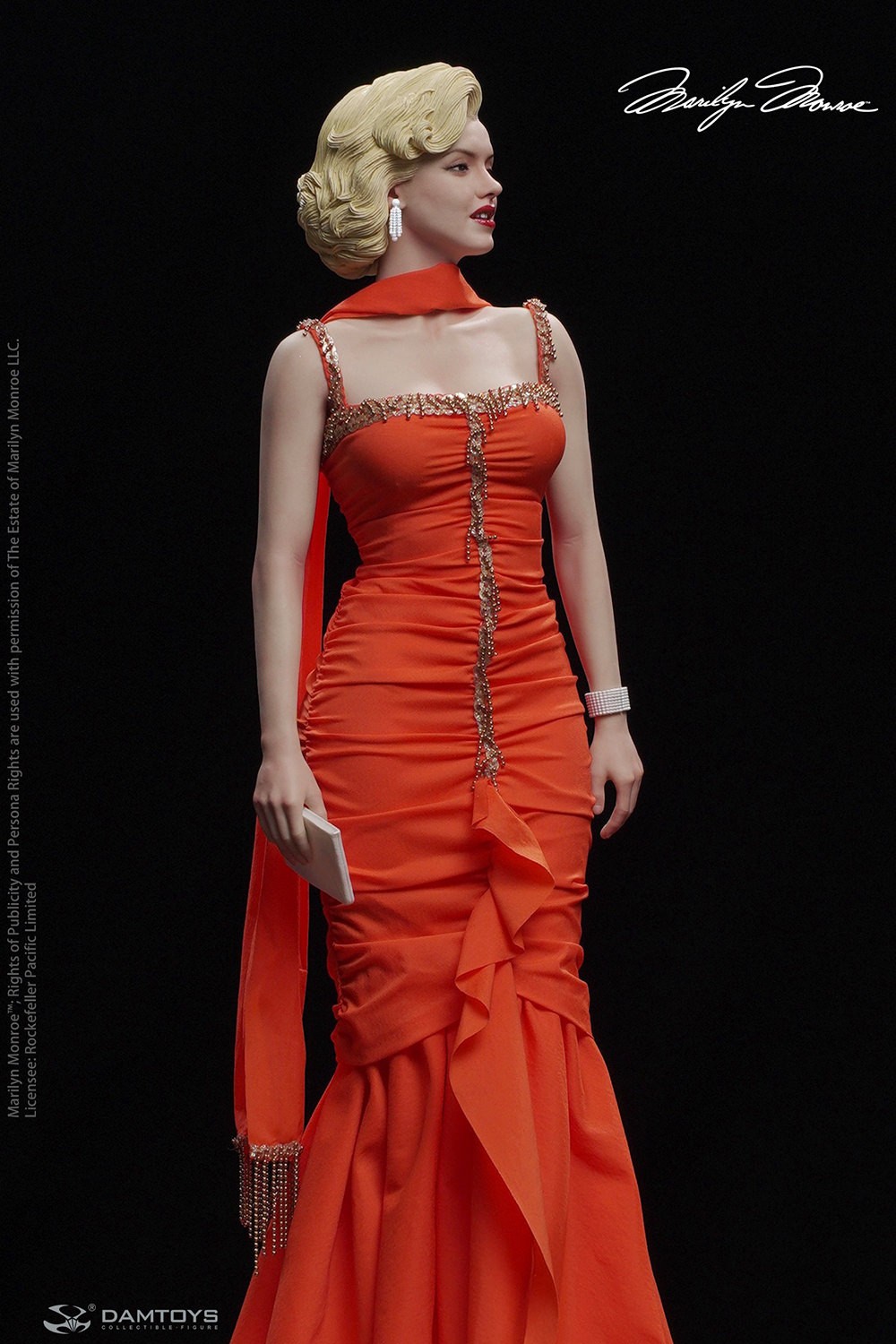 Marilyn Monroe Marilyn Monroe (Gentlemen Prefer Blondes) Statues  (Prototype Shown) View 16