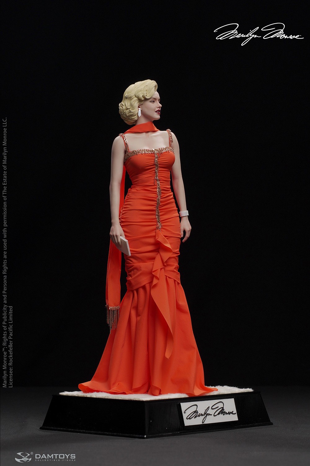Marilyn Monroe Marilyn Monroe (Gentlemen Prefer Blondes) Statues  (Prototype Shown) View 18