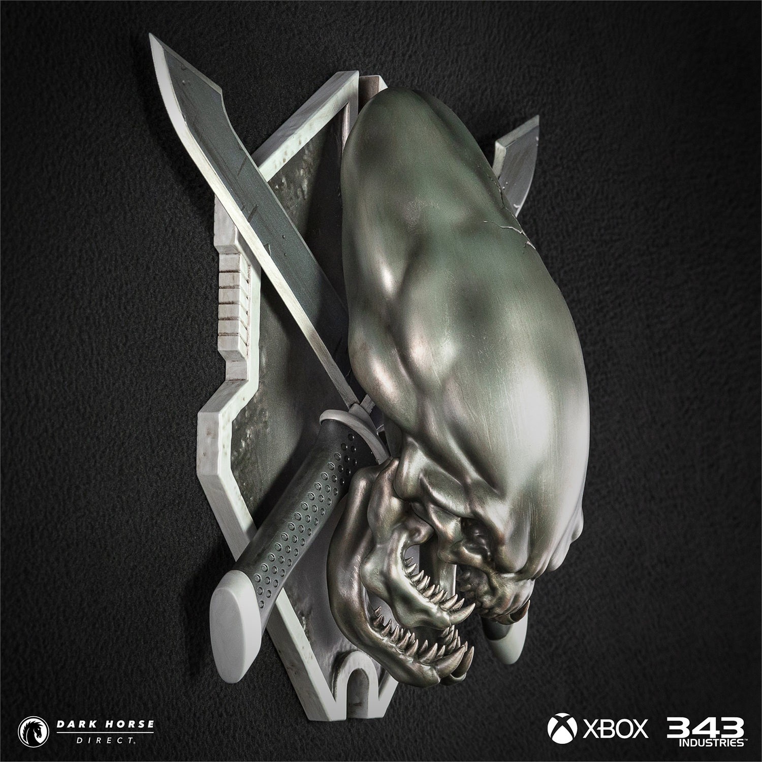HALO Halo Legendary Icon Sculpture (Grunt Edition) Wall Decor  (Prototype Shown) View 6