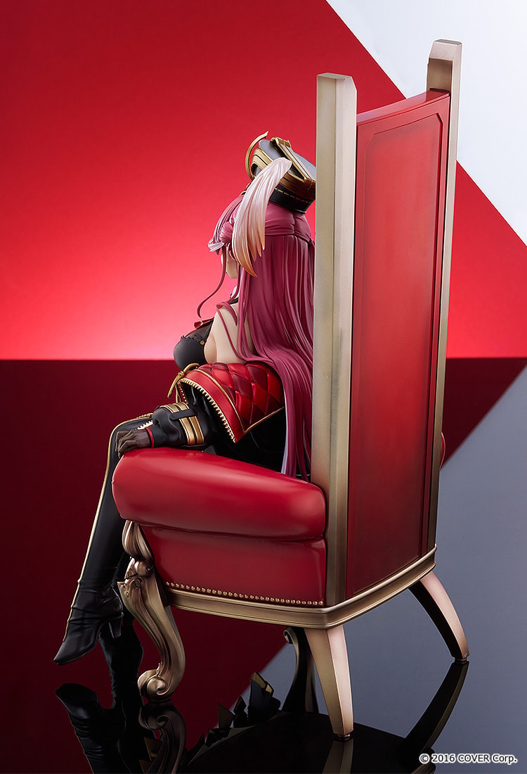 Hololive Production Houshou Marine (THIRTY Outfit) Collectible Figure  (Prototype Shown) View 11