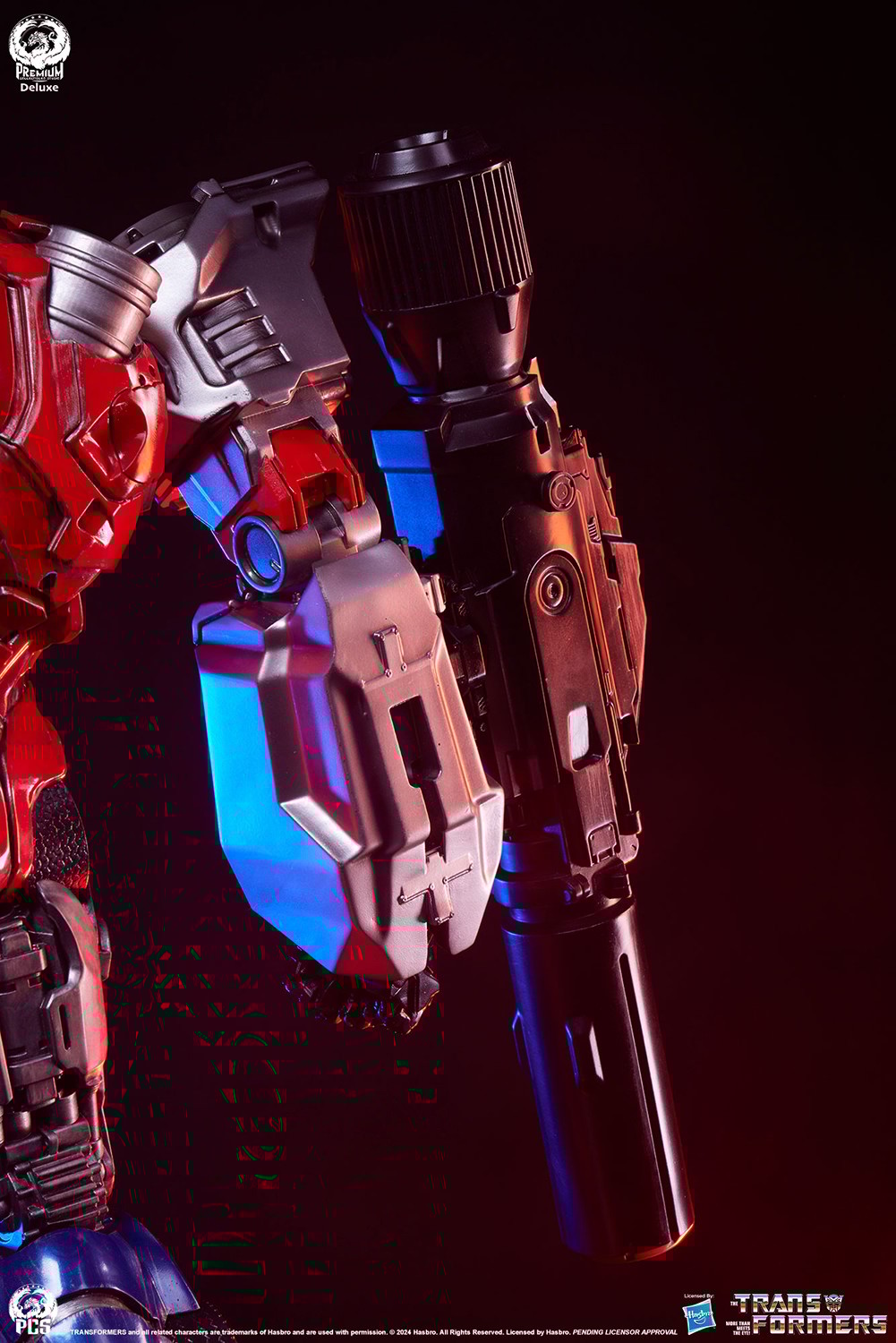 Optimus Prime Deluxe by PCS | Sideshow Collectibles
