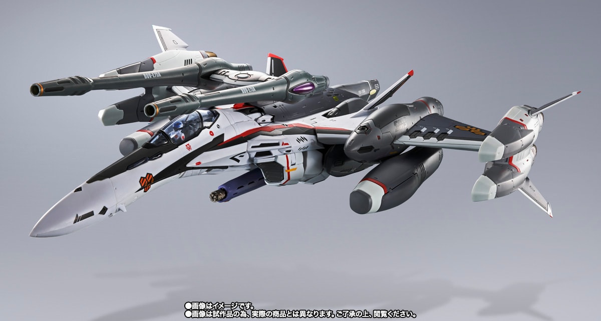 Macross Tornado Messiah Valkyrie ALTO SAOTOME USE REVIVAL Ver. Action Figure  (Prototype Shown) View 7