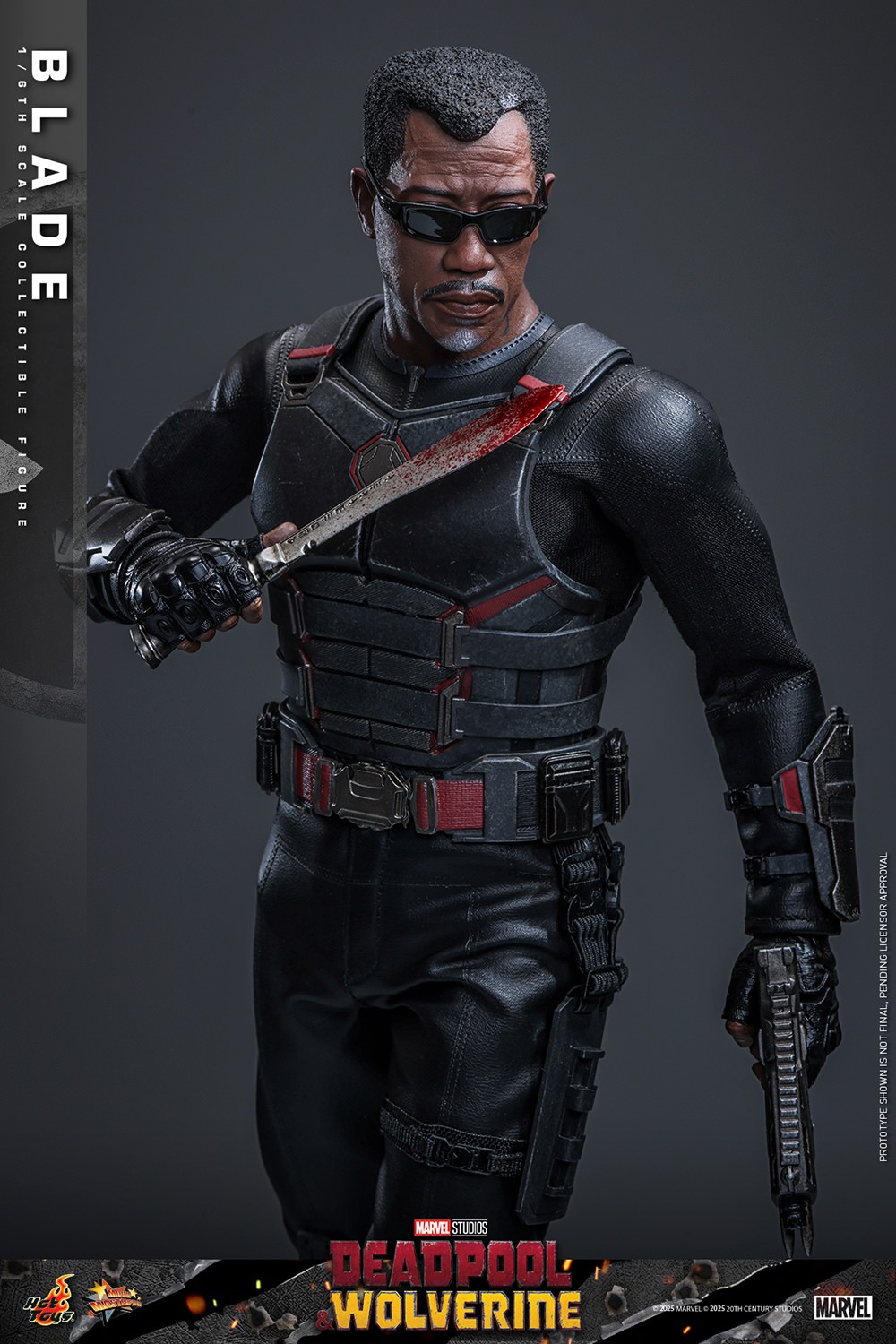 Marvel Blade Sixth Scale Figure  (Prototype Shown) View 7