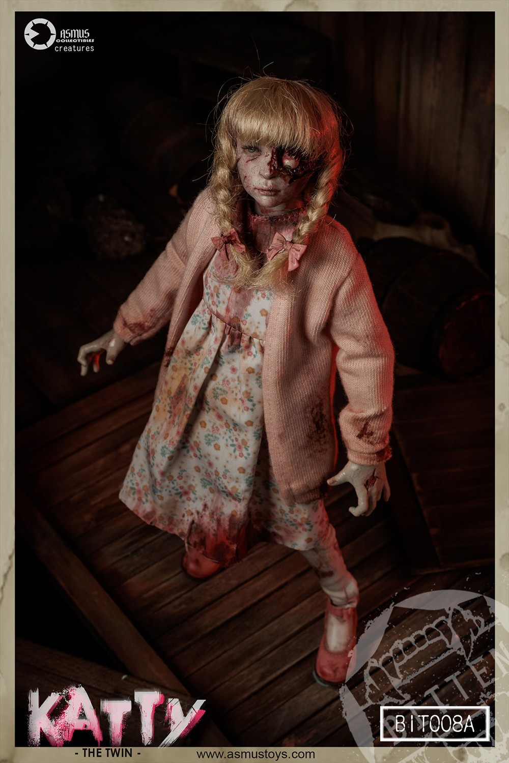Bitten Katty Sixth Scale Figure  (Prototype Shown) View 7