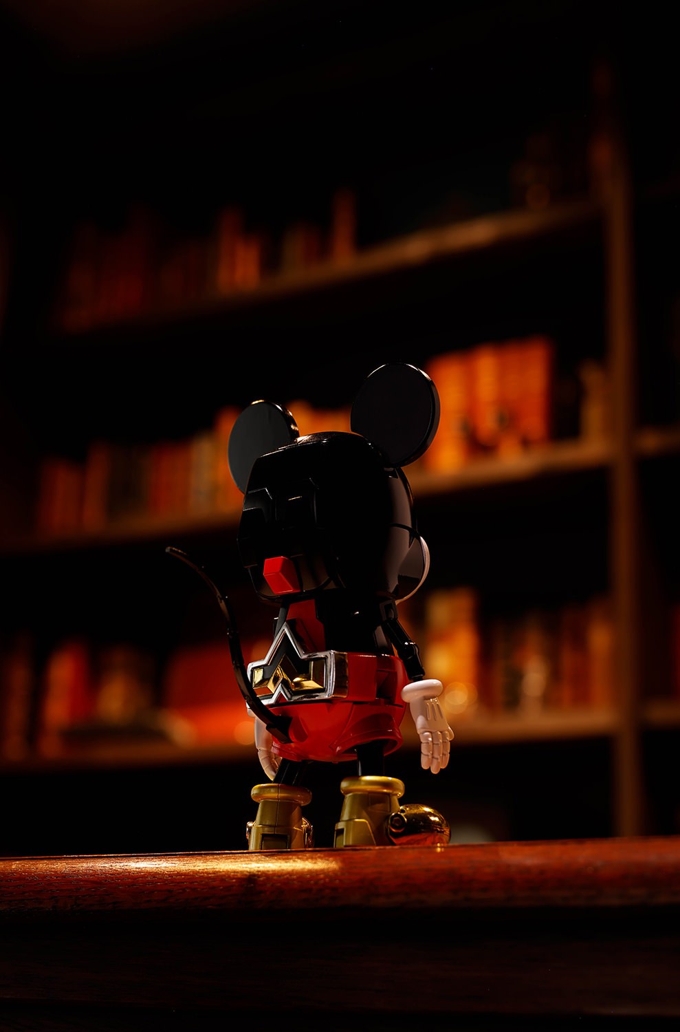 Super Change Mickey Mouse featuring Kunio Okawara