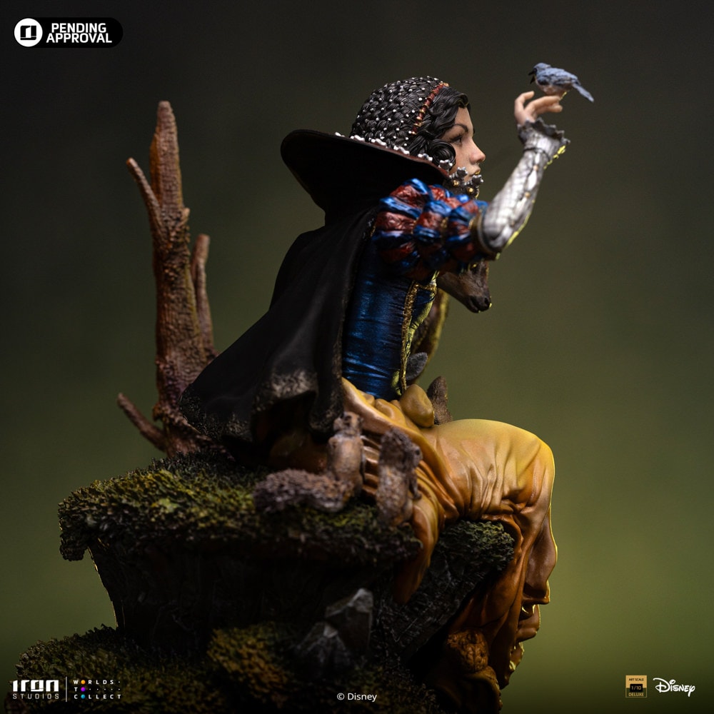 Disney Snow White Deluxe 1:10 Scale Statue  (Prototype Shown) View 7