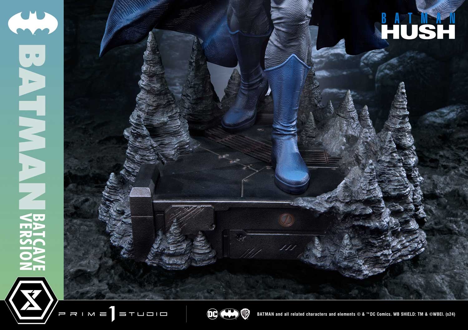 DC Comics Batman Quarter Scale Statue  (Prototype Shown) View 18