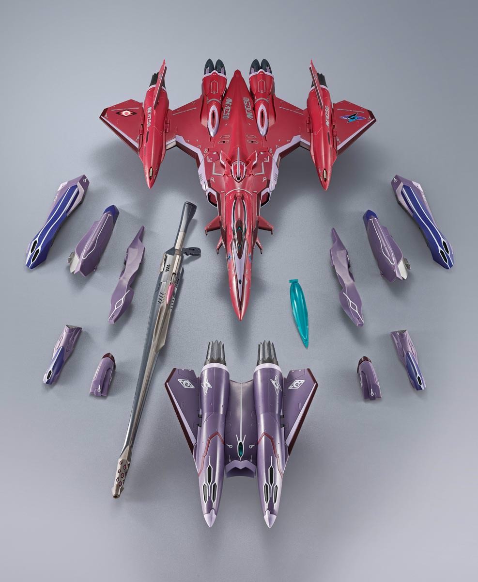 Macross Frontier VF-27ySP Super Lucifer Valkyrie (Brera Sterne Use) Revival Ver. Collectible Figure  (Prototype Shown) View 12
