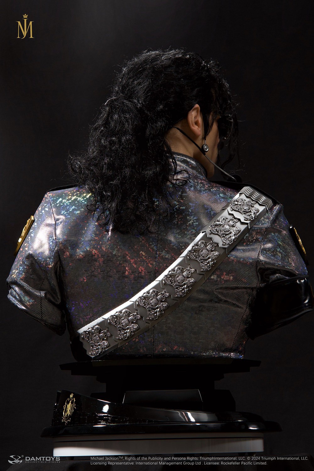 Michael Jackson Michael Jackson (Dangerous Tour) Life-Size Bust  (Prototype Shown) View 9