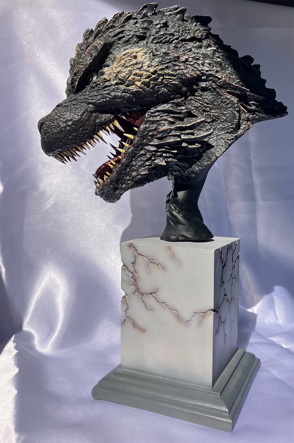 Godzilla Toho Kaiju Collection Vol. 36 - Godzilla 2023 Bust  (Prototype Shown) View 6