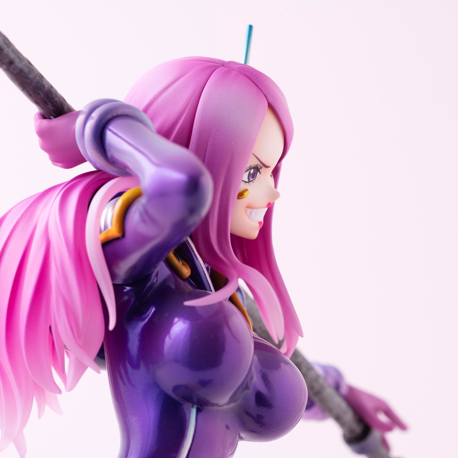 One Piece Jewelry Bonney (Evolutionary History Version) Collectible Figure  (Prototype Shown) View 15