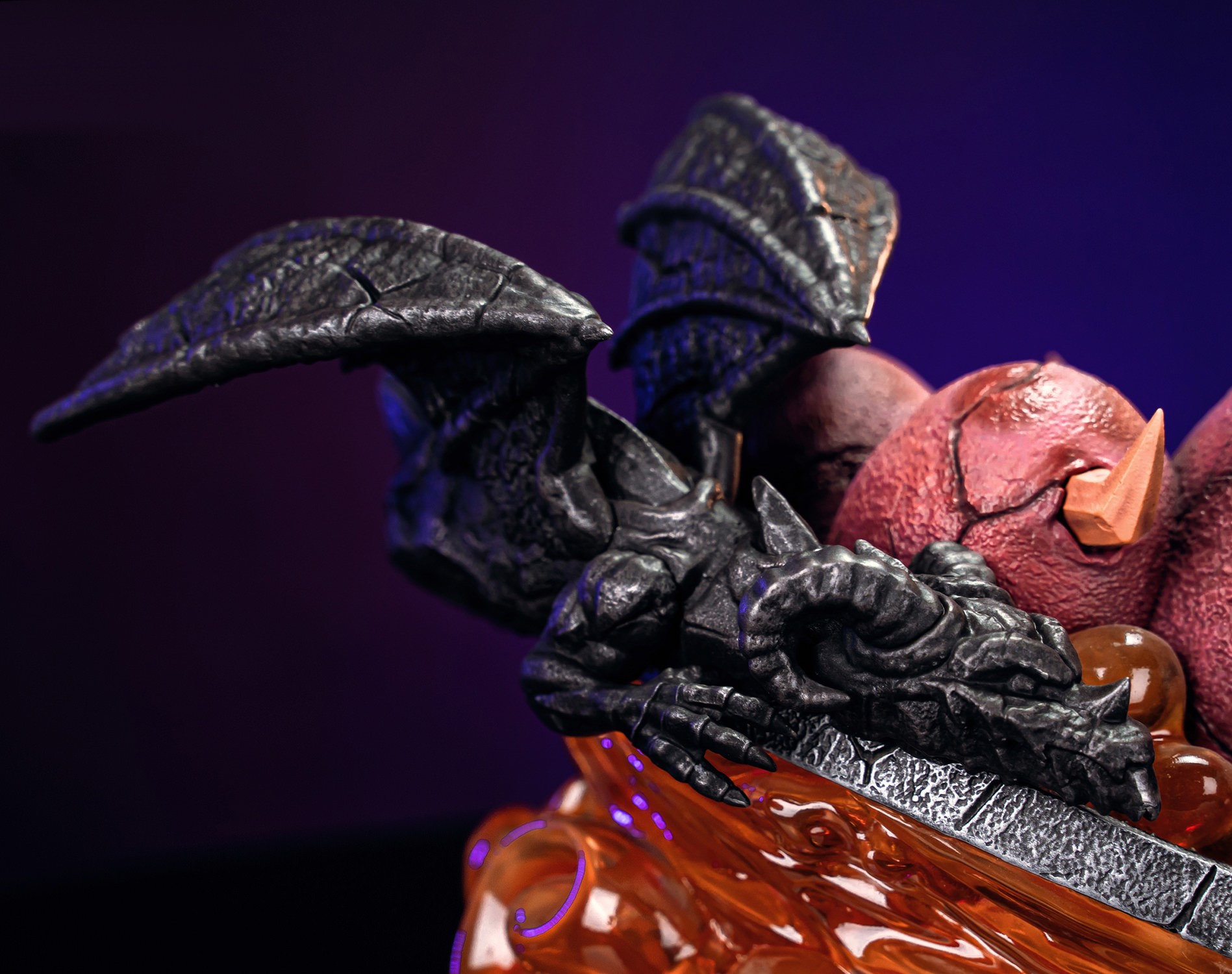 Warcraft Leeroy Jenkins Statues  (Prototype Shown) View 4
