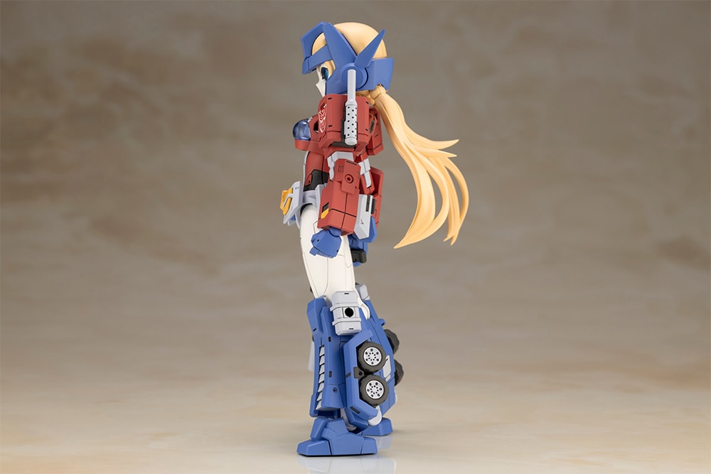 オプティマスプライム フミカネシマダバージョン Optimus Prime (Humikane Shimada Version) Model Kit by