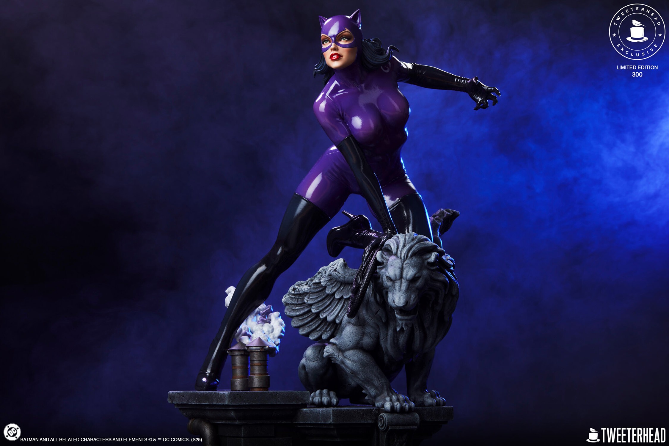 DC Comics Catwoman (Purple Edition) Sixth Scale Maquette  (Prototype Shown) View 5
