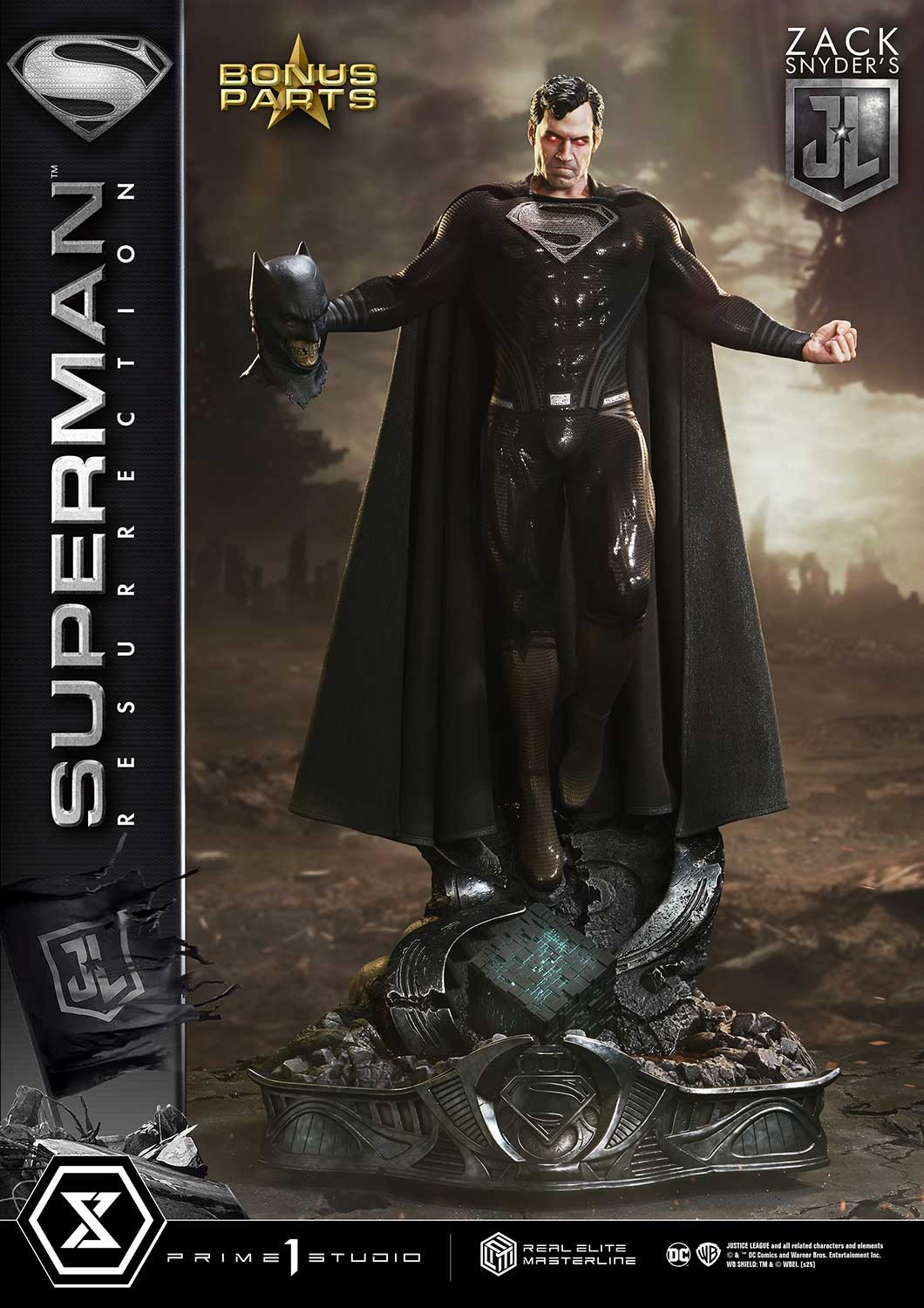DC Comics Superman Resurrection (Deluxe Bonus Version) 1:3 Scale Statue  (Prototype Shown) View 7