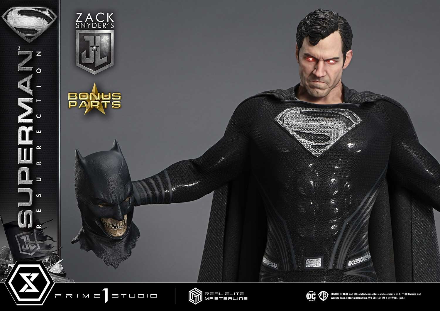 DC Comics Superman Resurrection (Deluxe Bonus Version) 1:3 Scale Statue  (Prototype Shown) View 12