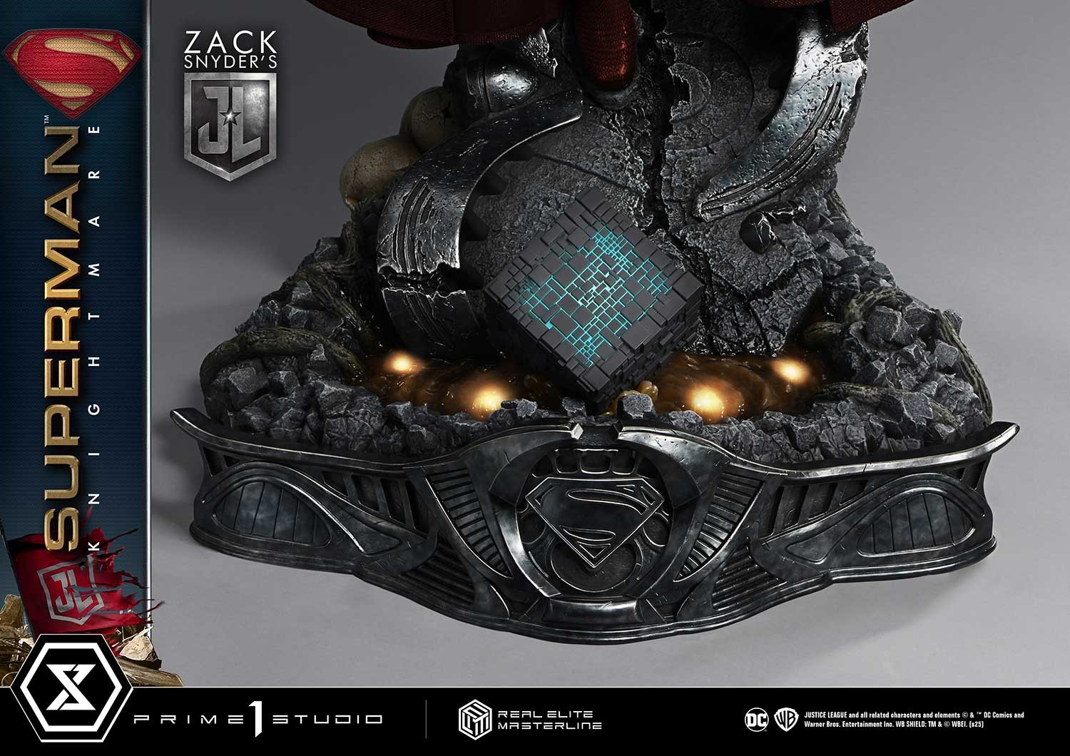 DC Comics Superman Knightmare 1:3 Scale Statue  (Prototype Shown) View 14