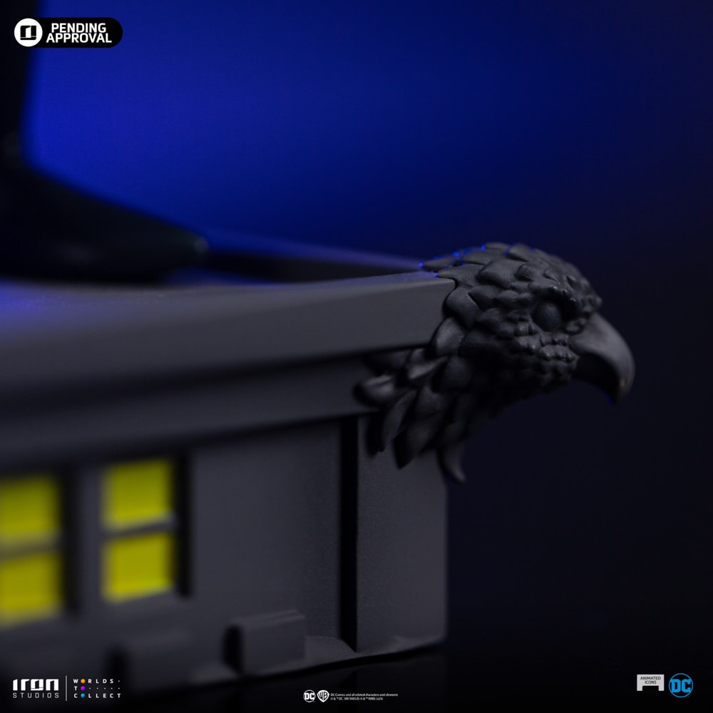 DC Comics Batman Statues  (Prototype Shown) View 10