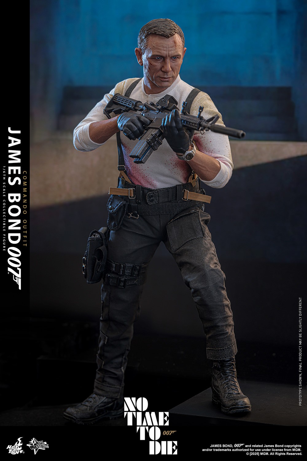 James Bond James Bond (Commando Outfit) Sixth Scale Figure  Exclusive Edition (Prototype Shown) View 3