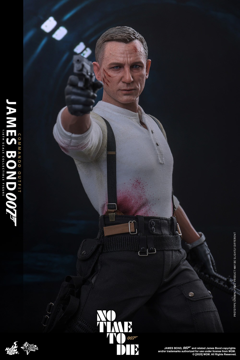 James Bond James Bond (Commando Outfit) Sixth Scale Figure  Exclusive Edition (Prototype Shown) View 4