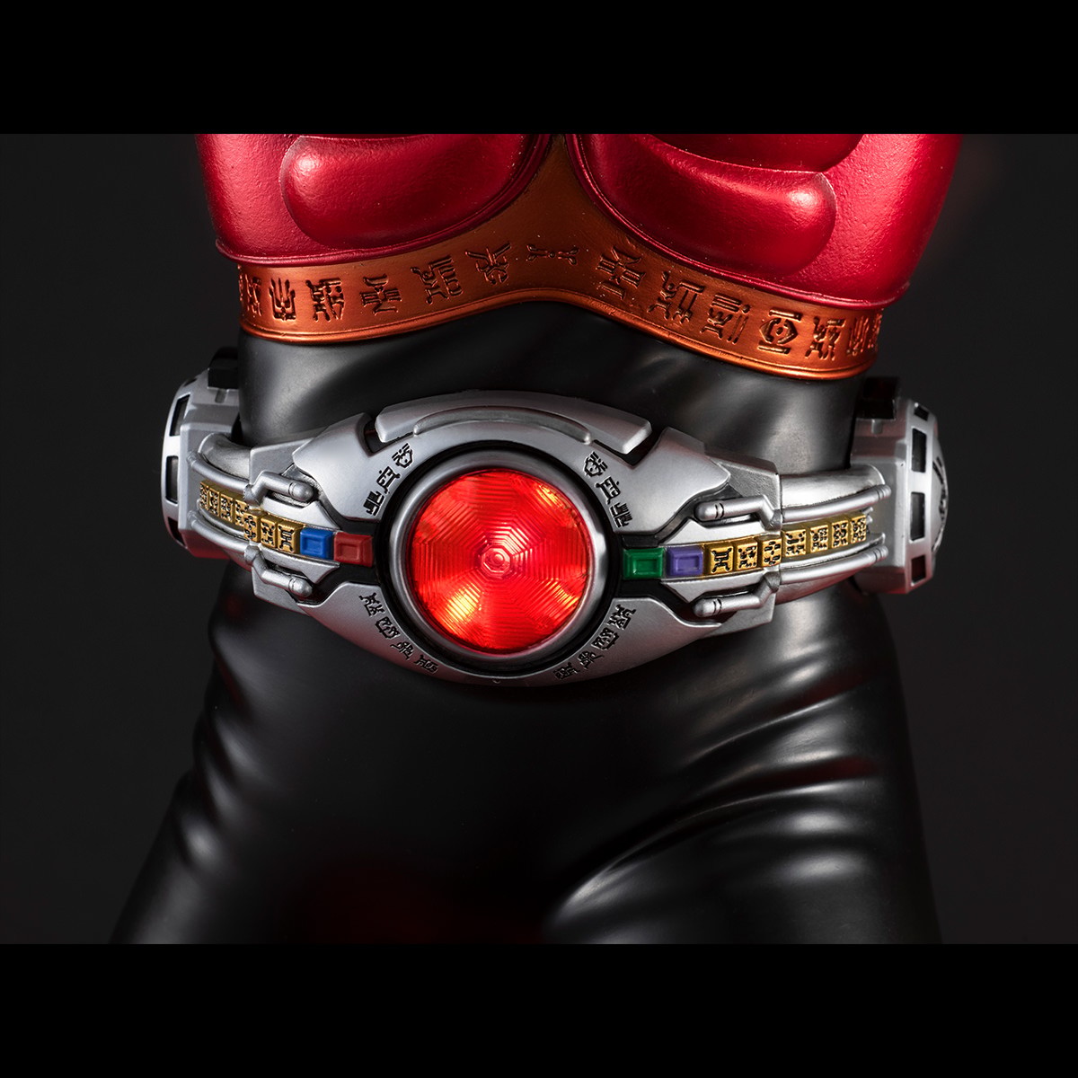 Kamen Rider Masked Rider Kuuga (Mighty Form) Collectible Figure  (Prototype Shown) View 4