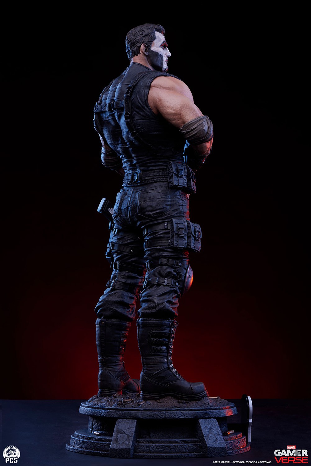 Marvel Punisher 1:3 Scale Statue  (Prototype Shown) View 11
