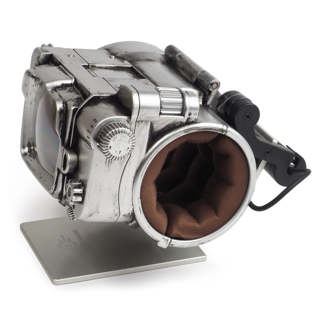 Pip-Boy 3000 Mk V Prop Replica by The Wand Company