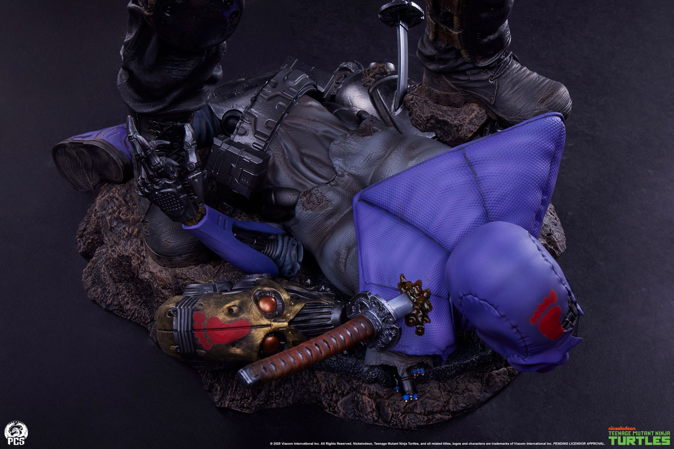 Teenage Mutant Ninja Turtles Casey Jones 1:3 Scale Statue  (Prototype Shown) View 20