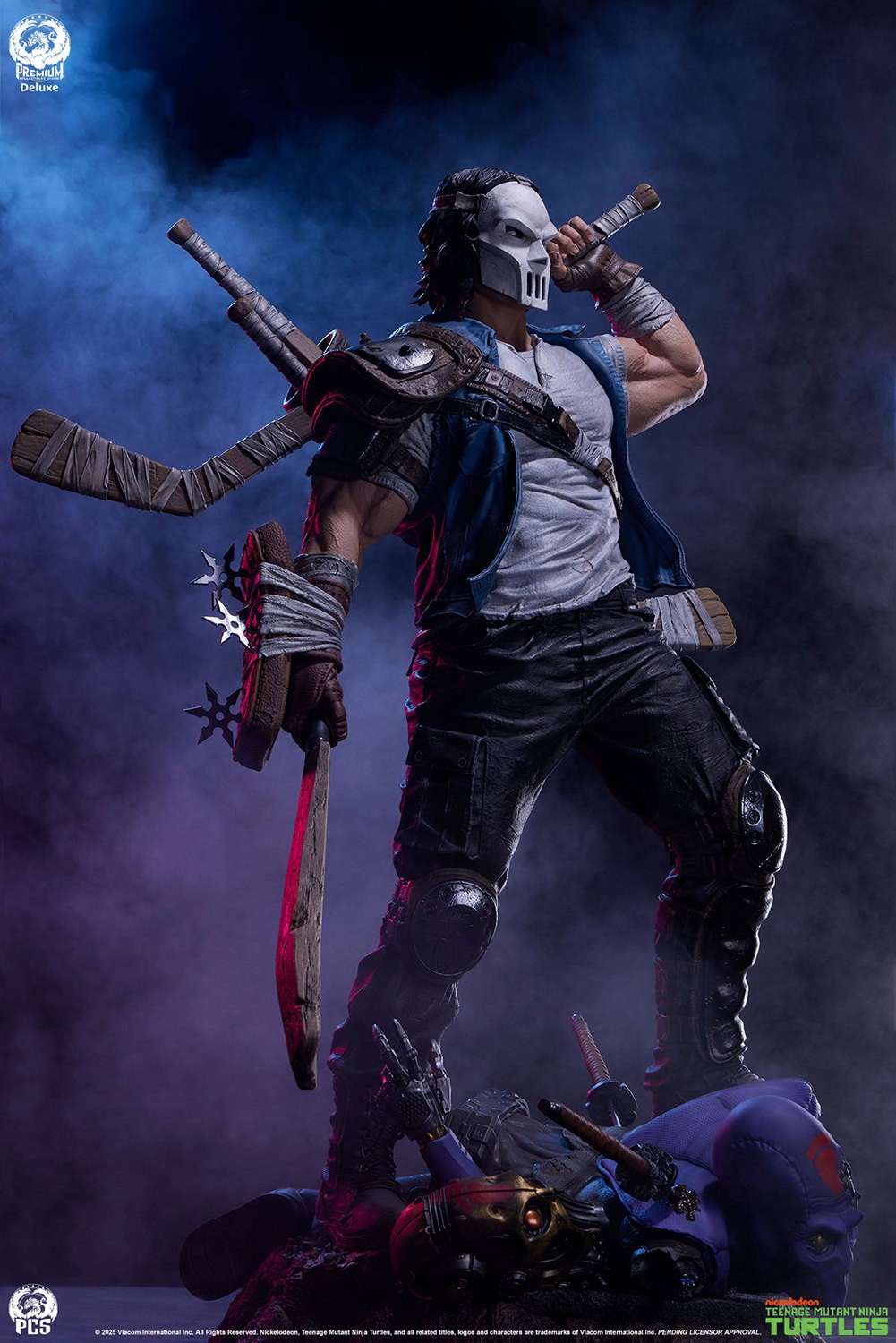 Teenage Mutant Ninja Turtles Casey Jones Deluxe 1:3 Scale Statue  (Prototype Shown) View 6