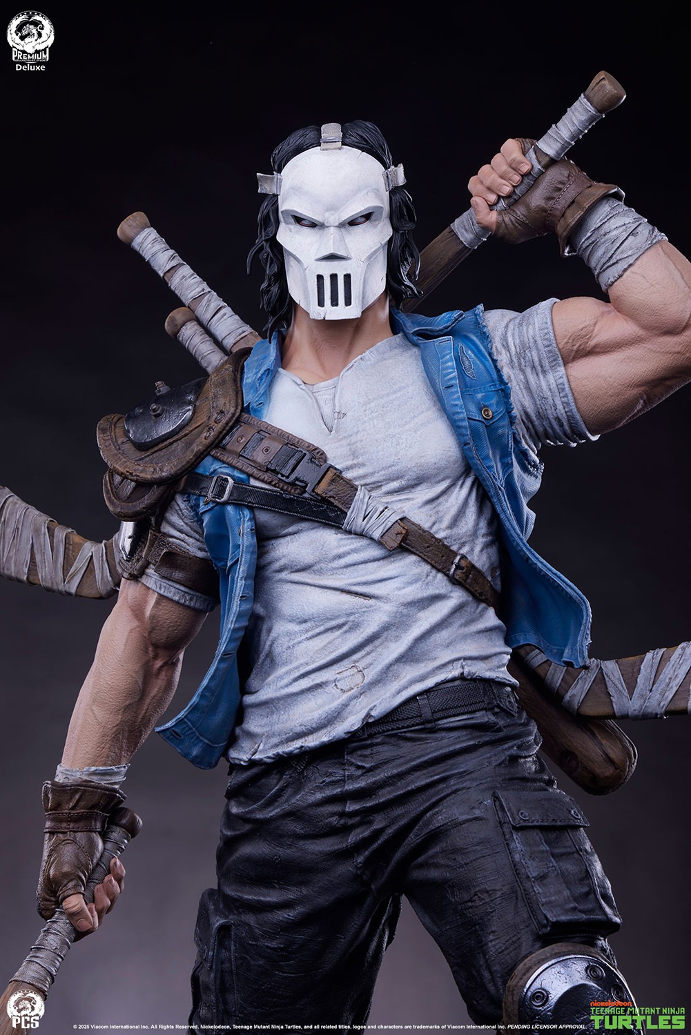 Teenage Mutant Ninja Turtles Casey Jones Deluxe 1:3 Scale Statue  (Prototype Shown) View 12