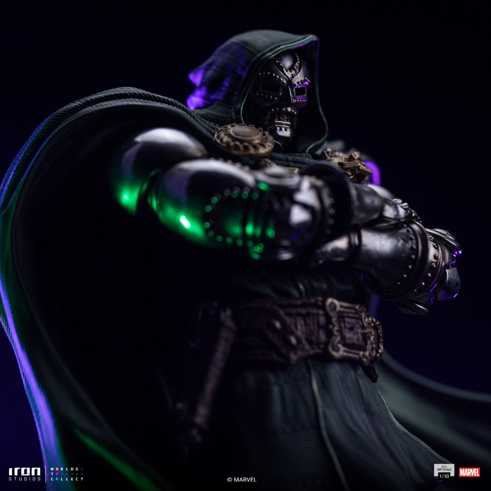 Marvel Doctor Doom 1:10 Scale Statue  (Prototype Shown) View 3