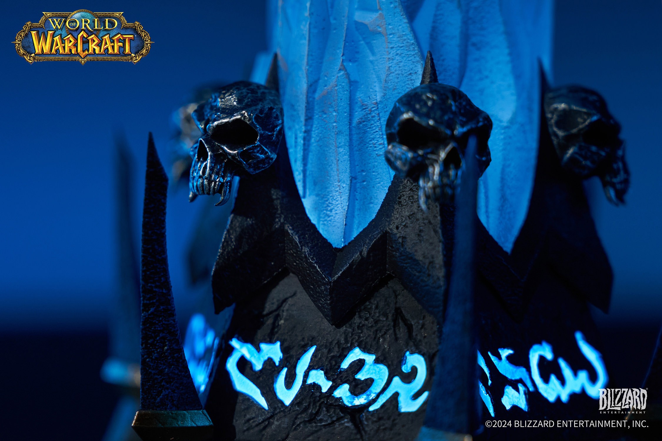 Warcraft Frostmourne (Collector's Edition) Replica  (Prototype Shown) View 12