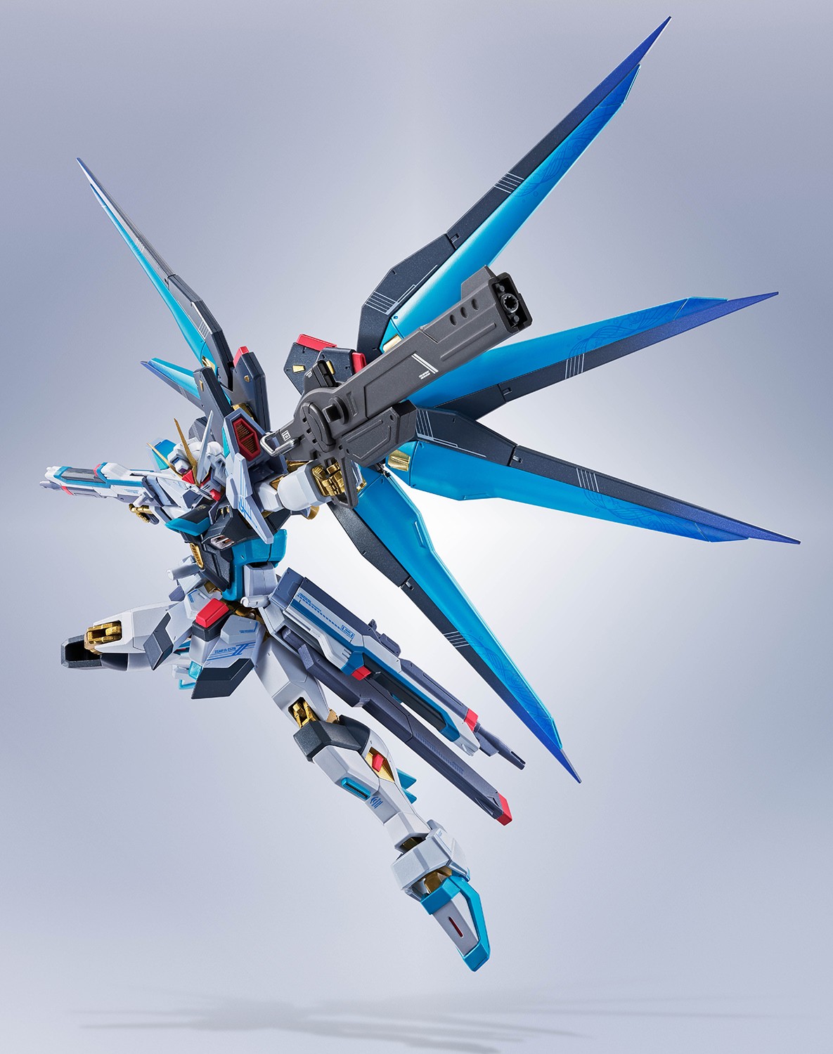 Mobile Suit Gundam Strike Freedom Gundam Type II (Hatsune Miku Version) Collectible Figure  (Prototype Shown) View 10