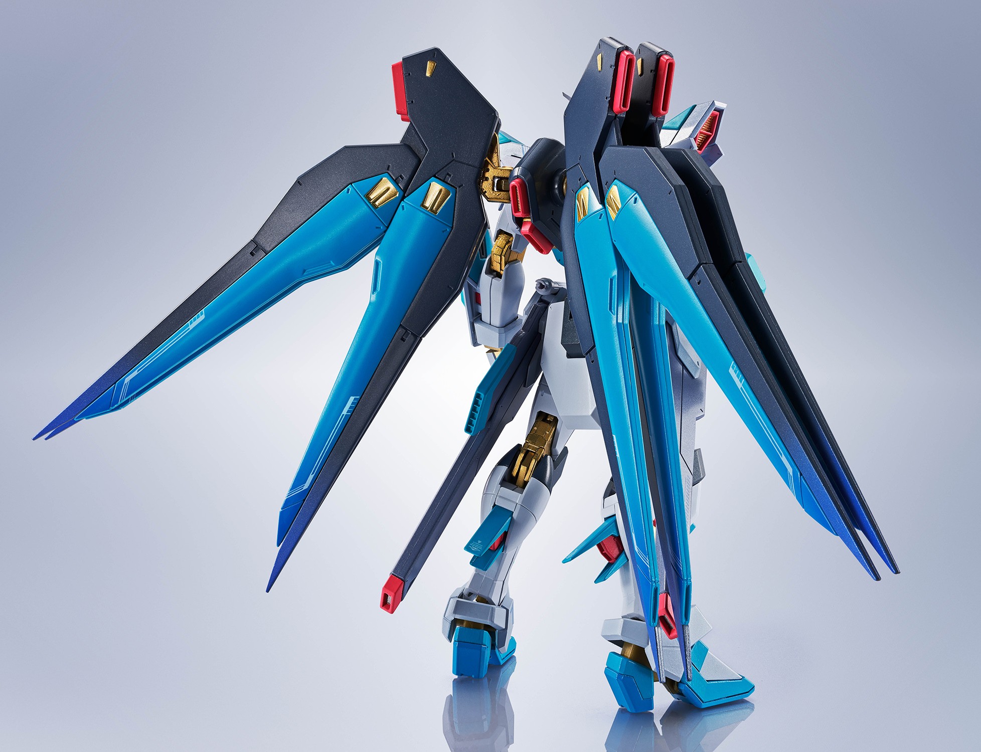 Strike Freedom Gundam Type II (Hatsune Miku Version) Collectible