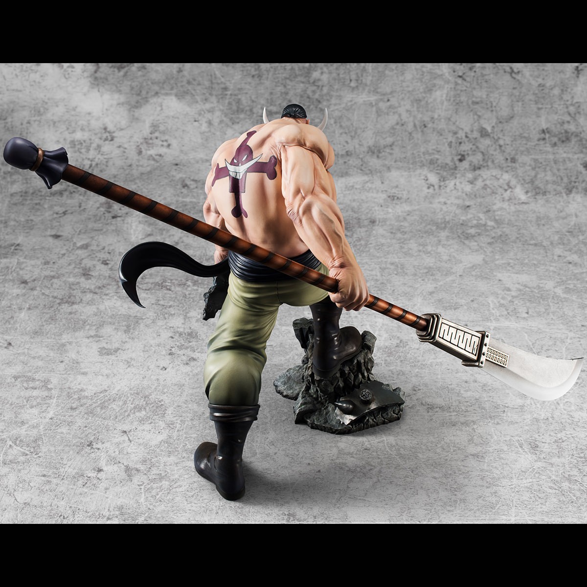 One Piece "Whitebeard" Edward Newgate Collectible Figure  (Prototype Shown) View 14